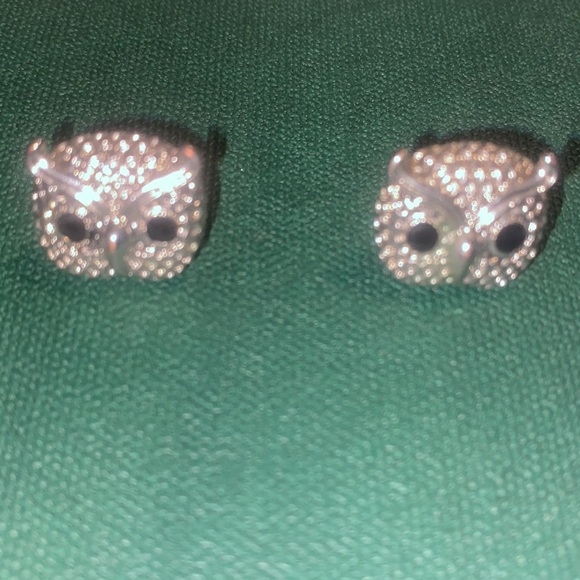 Silver tone owl earrings - Picture 6 of 6